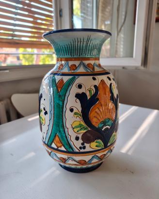vaso in maiolica artigianale 