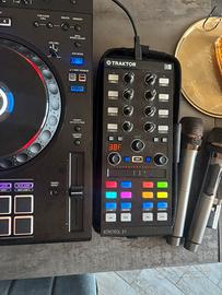 X1 mk2 Native Instruments - controller