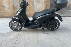 Piaggio Beverly 300 police