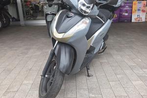 Honda SH 300 i 2019 sport valuto permuta - finanzi
