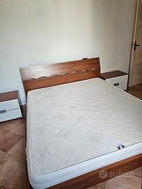 Camera da letto completa più armadio 