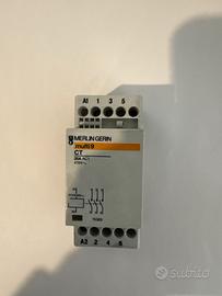 Teleruttore 3 poli da bobina 220