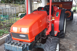 Trattore Goldoni imballatrice rimorchio