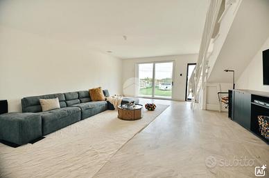 VILLA A SCHIERA A RAVENNA