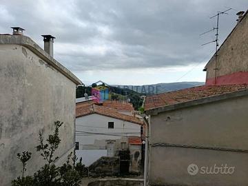 Casa indipendente di 138 m² con più di 5 locali a 