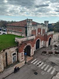 Stanza singola fronte a Porta Vescovo
