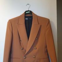 Blazer cammello da donna - Zara 
