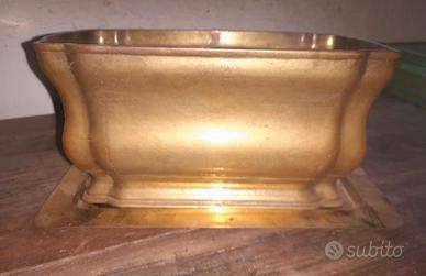 Vaso vaschetta in ottone