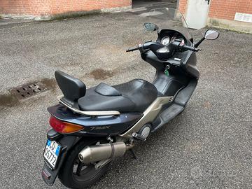 scooter Tmax bellissssimo