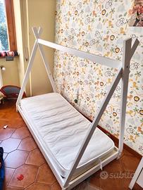 letto Montessori a tenda con materasso