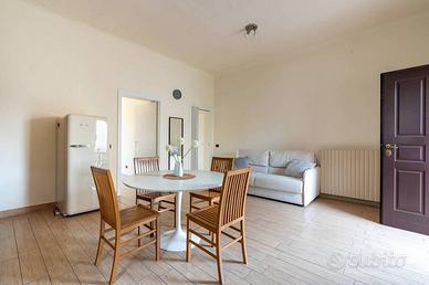Appartamento di 86 m² con 3 locali a Milano