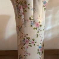 Elegante Vaso a Ventaglio in Porcellana T. Limoges