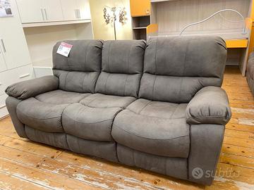 Divano 3 posti mondo convenienza con recliner