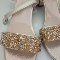 Scarpe nuove dorate n. 38