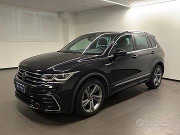 Volkswagen Tiguan R-LINE 1.5 TSI ACT 110 KW (...
