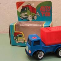 Camioncino a corda portamonete cassaforte EVERLAST