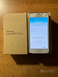 Samsung Galaxy S5 mini + Nokia 3720 + Nokia 6303i