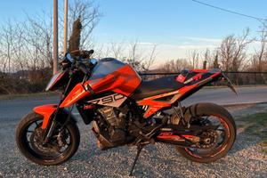 Ktm duke 790