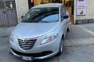 lancia y 1.2 Gpl della casa meccanica perfetta