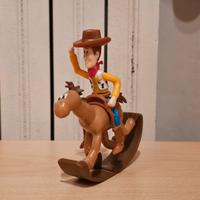 Woody Toy Story sorpresa kinder 2021