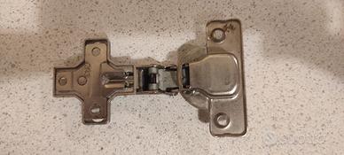 cerniera per ante armadio. 15 pezzi