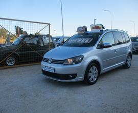 Volkswagen Touran 1.6 TDI DSG MOLTO BELLO 2012