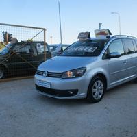 Volkswagen Touran 1.6 TDI DSG MOLTO BELLO 2012