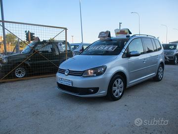 Volkswagen Touran 1.6 TDI DSG MOLTO BELLO 2012