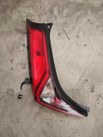 Faro led posteriore sx Toyota Aygo 