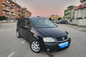 VW TOURAN 5 POSTI DEL 2006 2.0TDI TURBODIESEL 103K