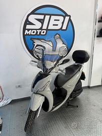 Kymco People 150 S