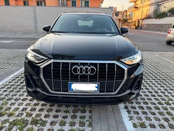 Audi Q3 35TDI S-TRONIC S-LINE