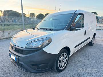 Fiat Doblo' cargo Maxi Autocarro 3 posti