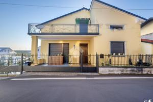 VILLA SINGOLA A ADRO