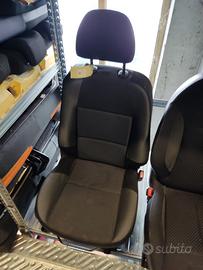 Sedile anteriore dx PEUGEOT 207 del 2011