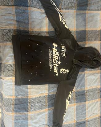 Felpa nera con disegni in bianco