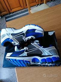 Nike ZOOM VOMERO 5 SE SP