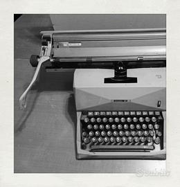 Macchina per Scrivere Olivetti La Diaspron 82 – Vi