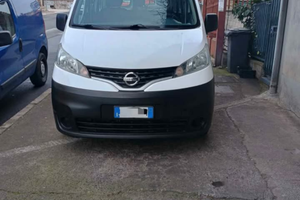 Furgone Nissan nv200