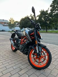Ktm Duke 390 Silver