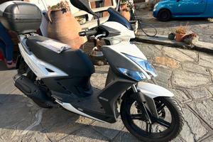 AGILITY 200i km 5700