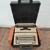 Macchina Da Scrivere Vintage Olivetti Lettera 35
