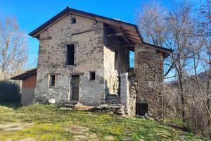 RUSTICO A SAN SEBASTIANO CURONE