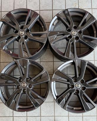 4 Cerchi in Lega  R18 Nissan Juke+valvole TPMS