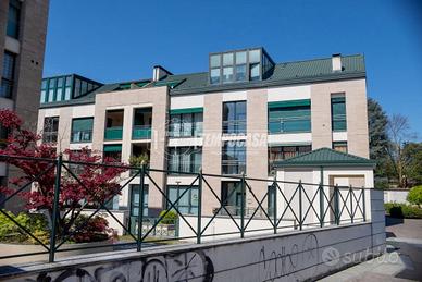 Piano alto del 2007: Terrazzino, due servizi fines