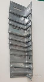 Giunzioni o staffe per mensole e pensili 