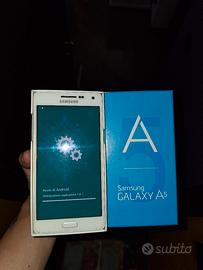  Samsung Galaxy A5 (2015)