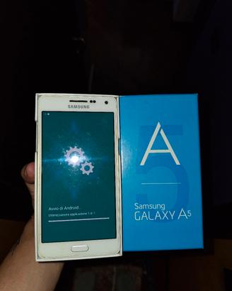 Samsung Galaxy A5 (2015)