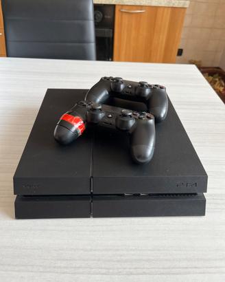 playstation 4 1 TB + 2 joystick