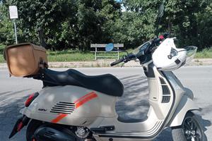 Vespa GTV 300 FARO BASSO 